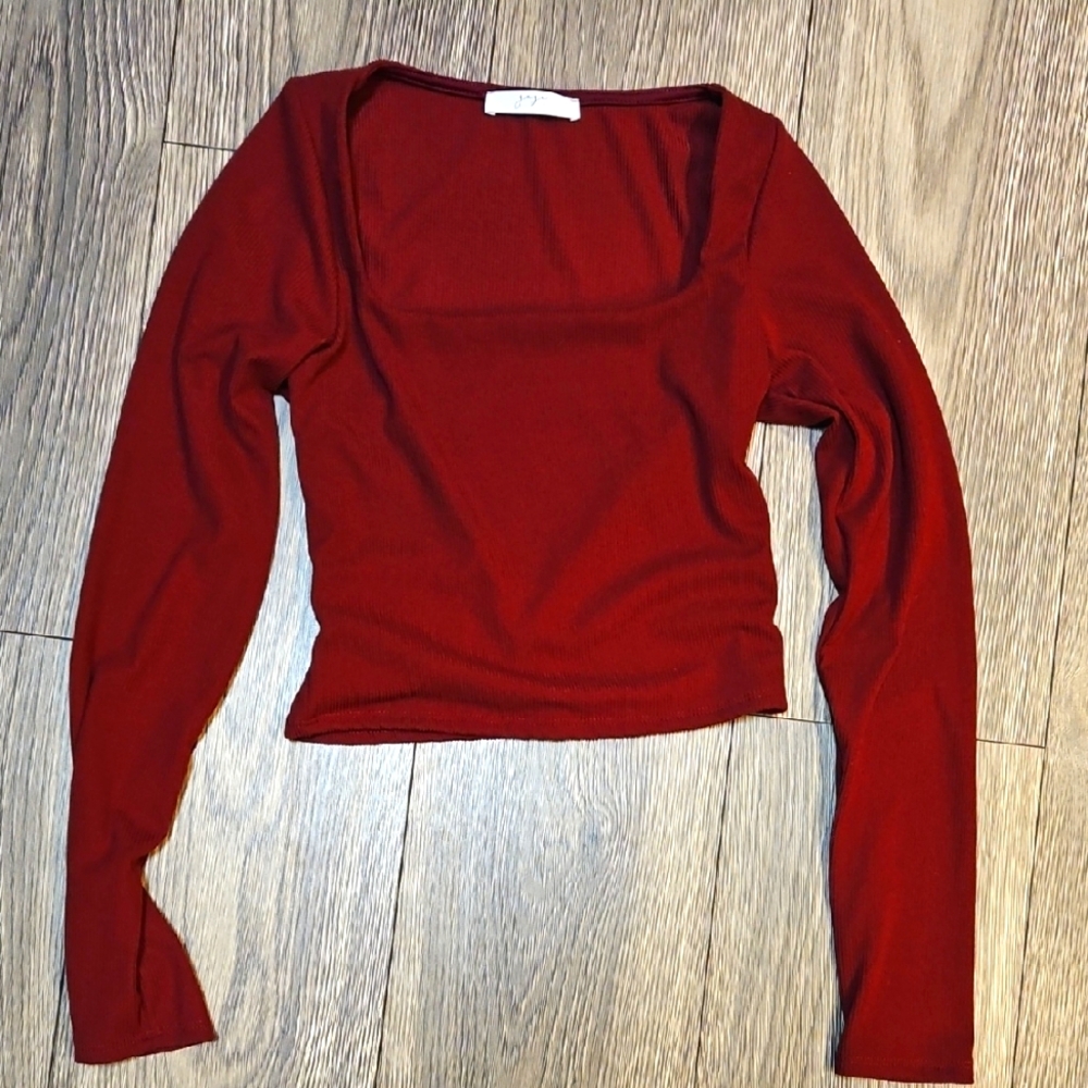 Red Crop Top Long Sleeve